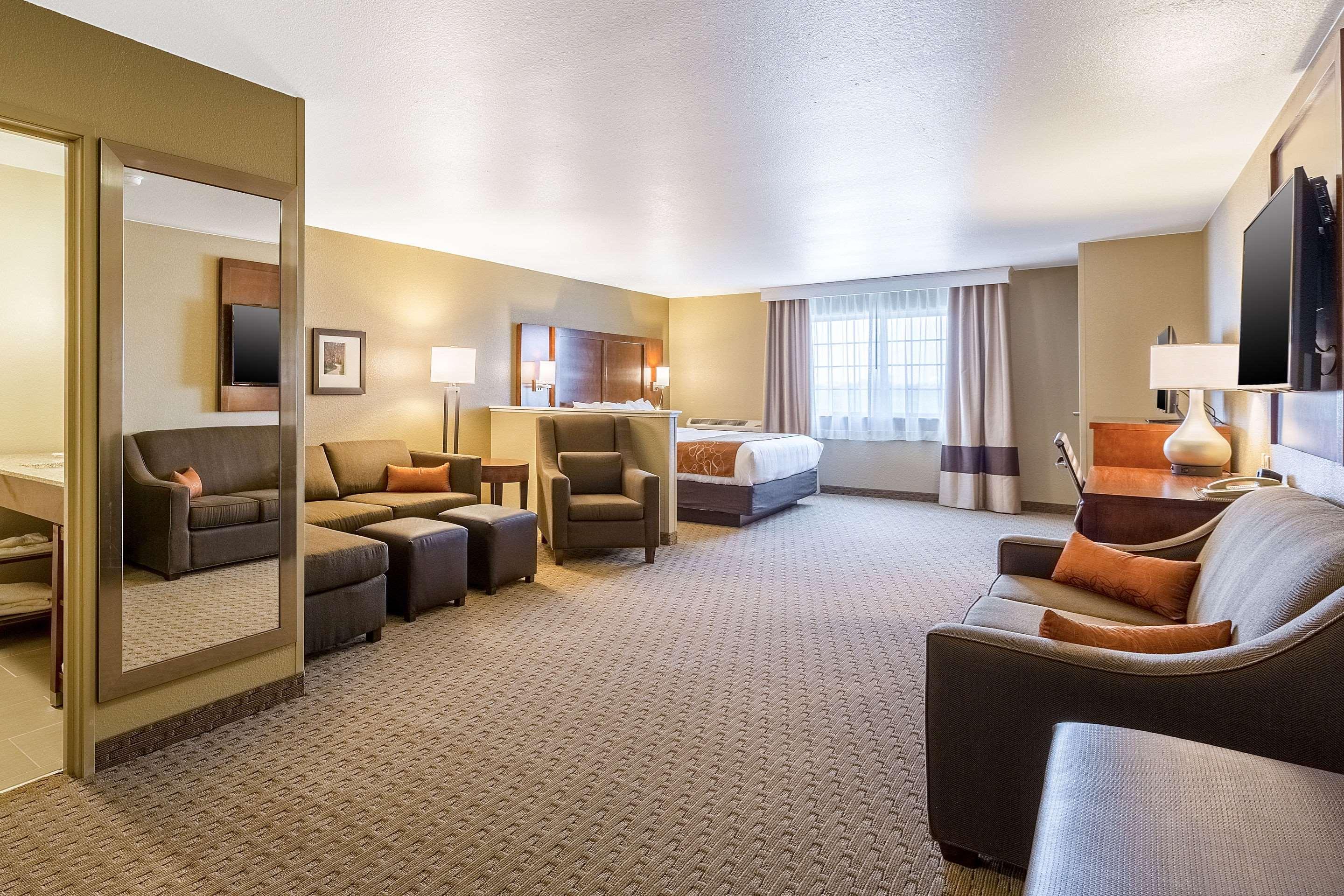 Comfort Suites Burlington Exterior foto